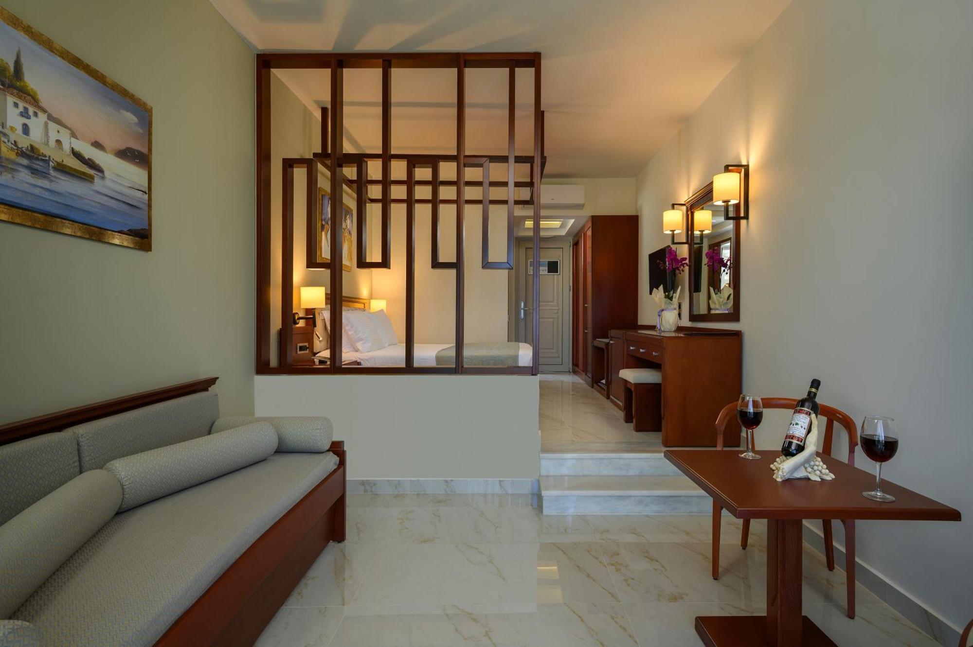 Vantaris Palace Paralia Kourna Екстер'єр фото